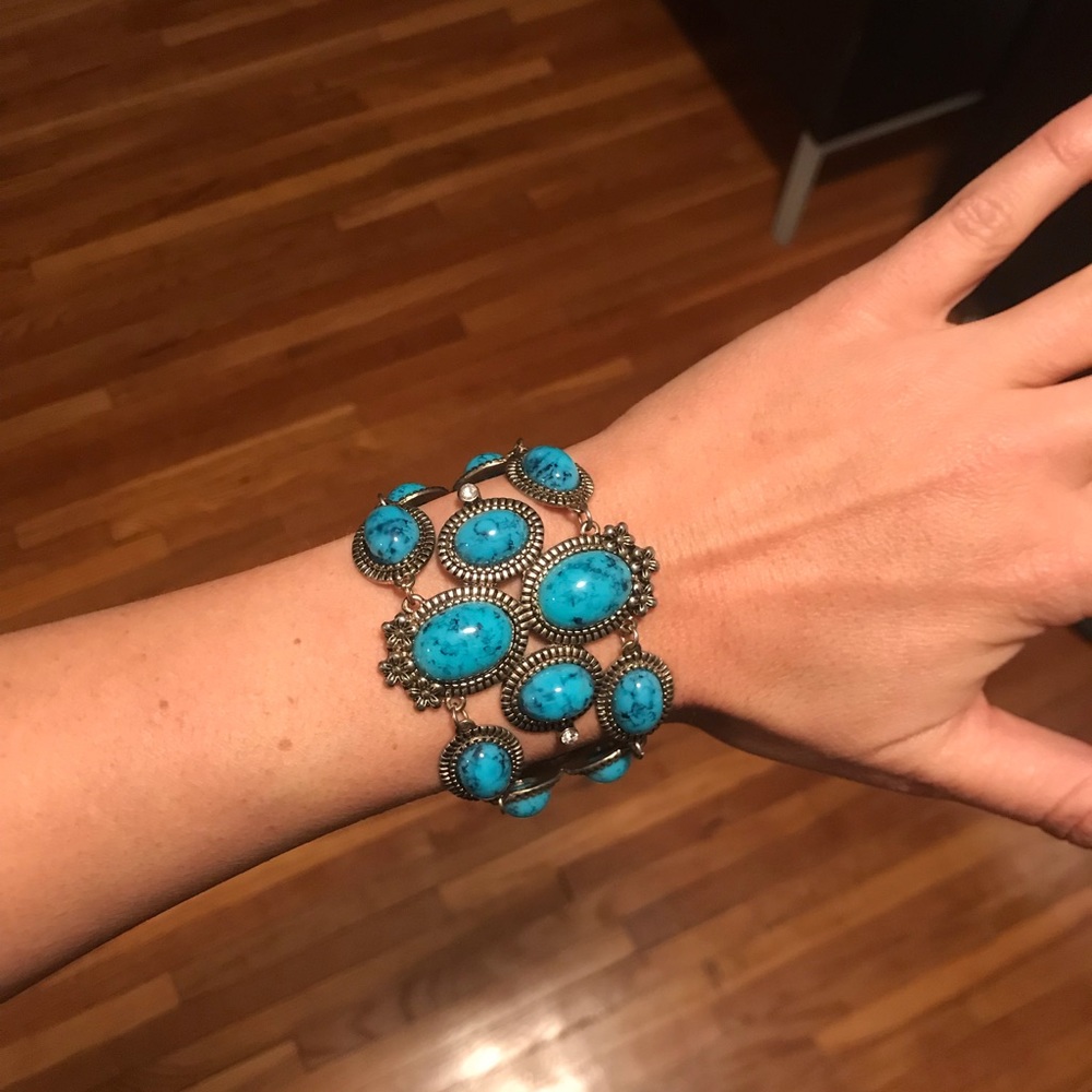 Bracelet